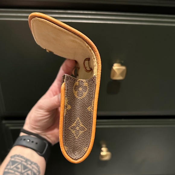 Authentic Vintage Louis Vuitton Twin Clutch - Picture 4 of 12